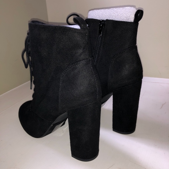 Black lace up 4" healed booties - Picture 4 of 4